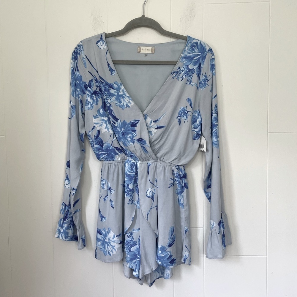 Altar’d State NEW Grey Blue Floral Long Sleeve Lined Surplice Romper ~ NWT Sz S